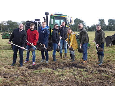 Spatenstich zum Polderbau im RoNNi-Projekt